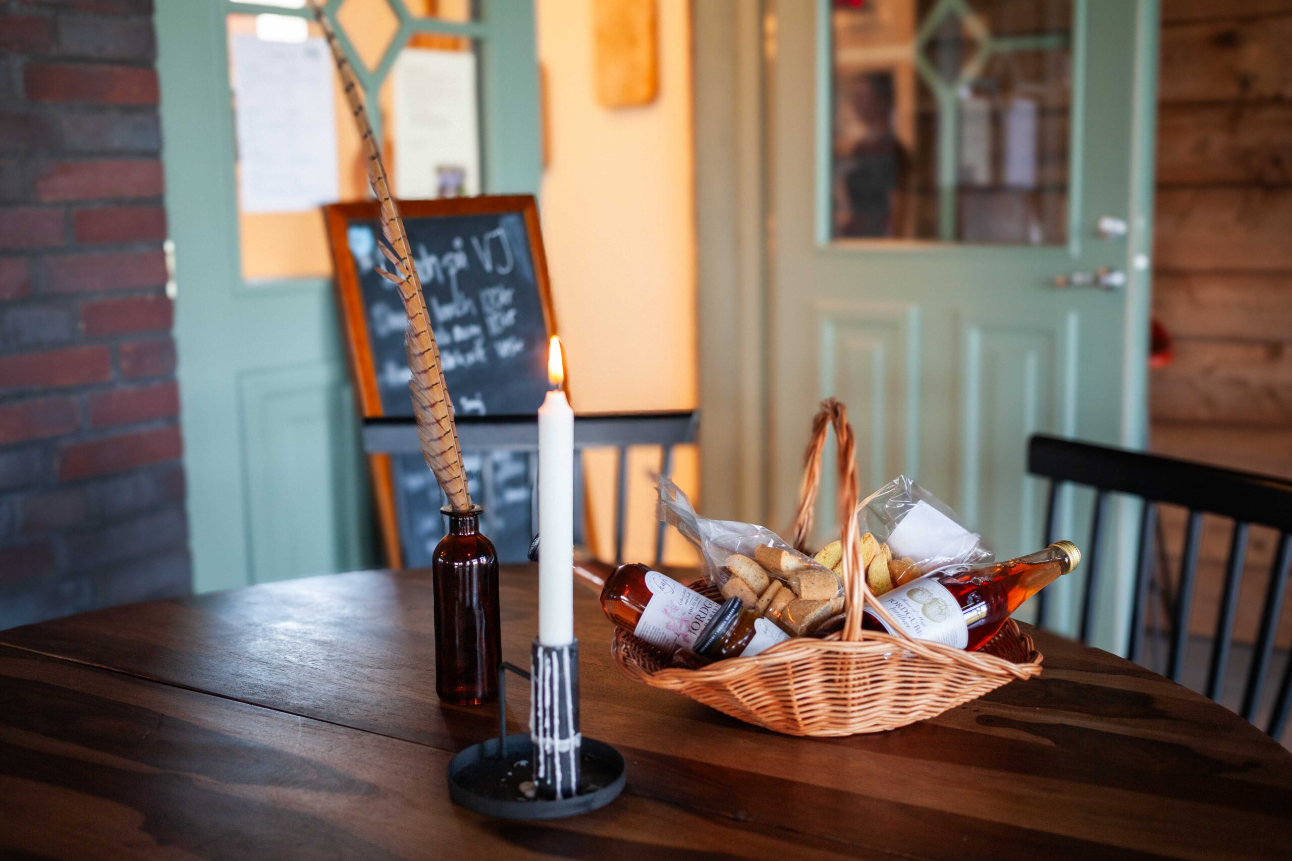 bike_and_bite_800k-14 Presentkorg i lantlig miljö på VJ VIlt